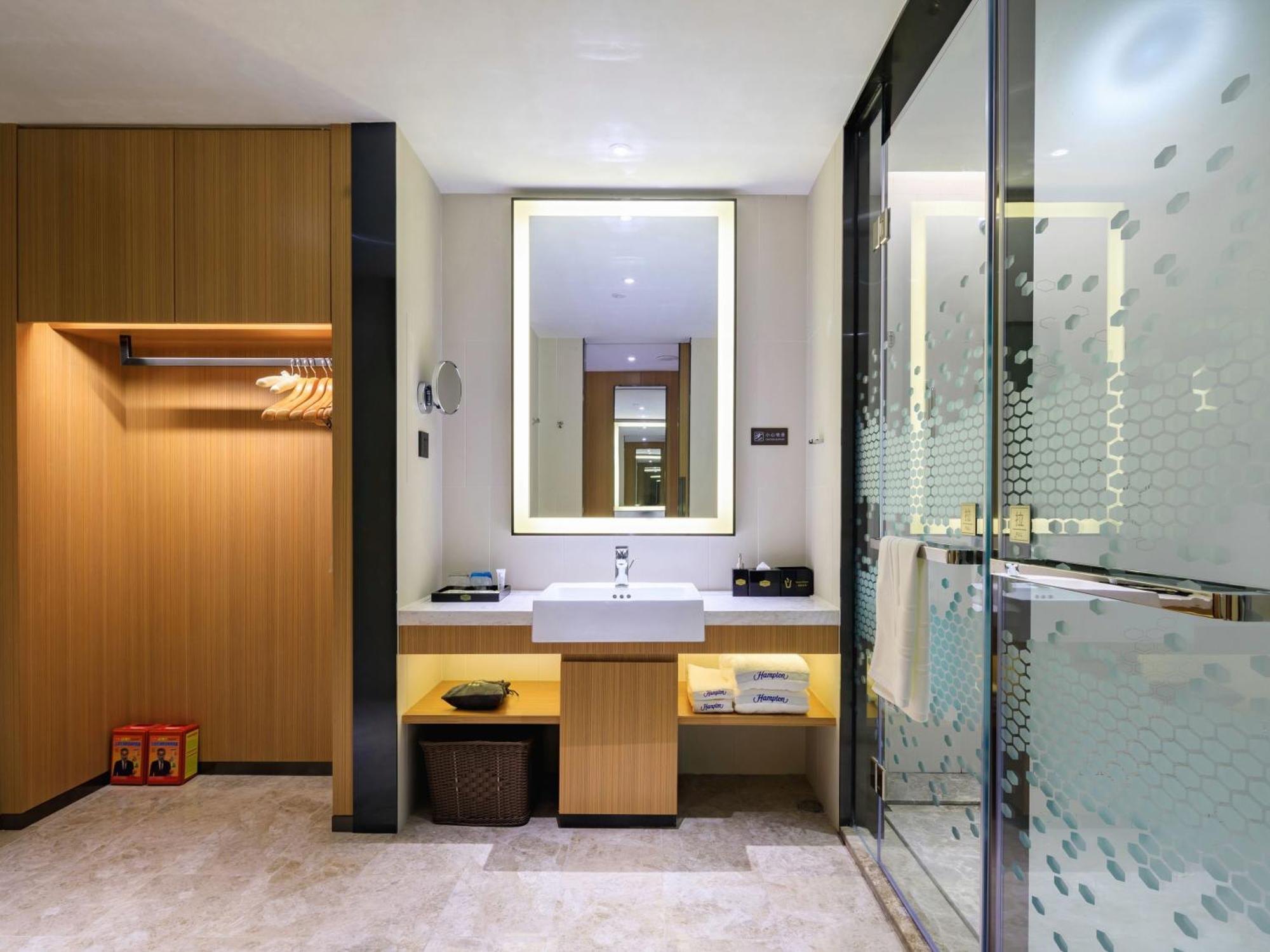 Hotel Hampton By Hilton Guangzhou Baiyun Airport North Exterior foto